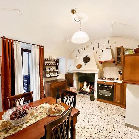 I Due Gradoni Stone House Apartment Pacentro Luaran gambar